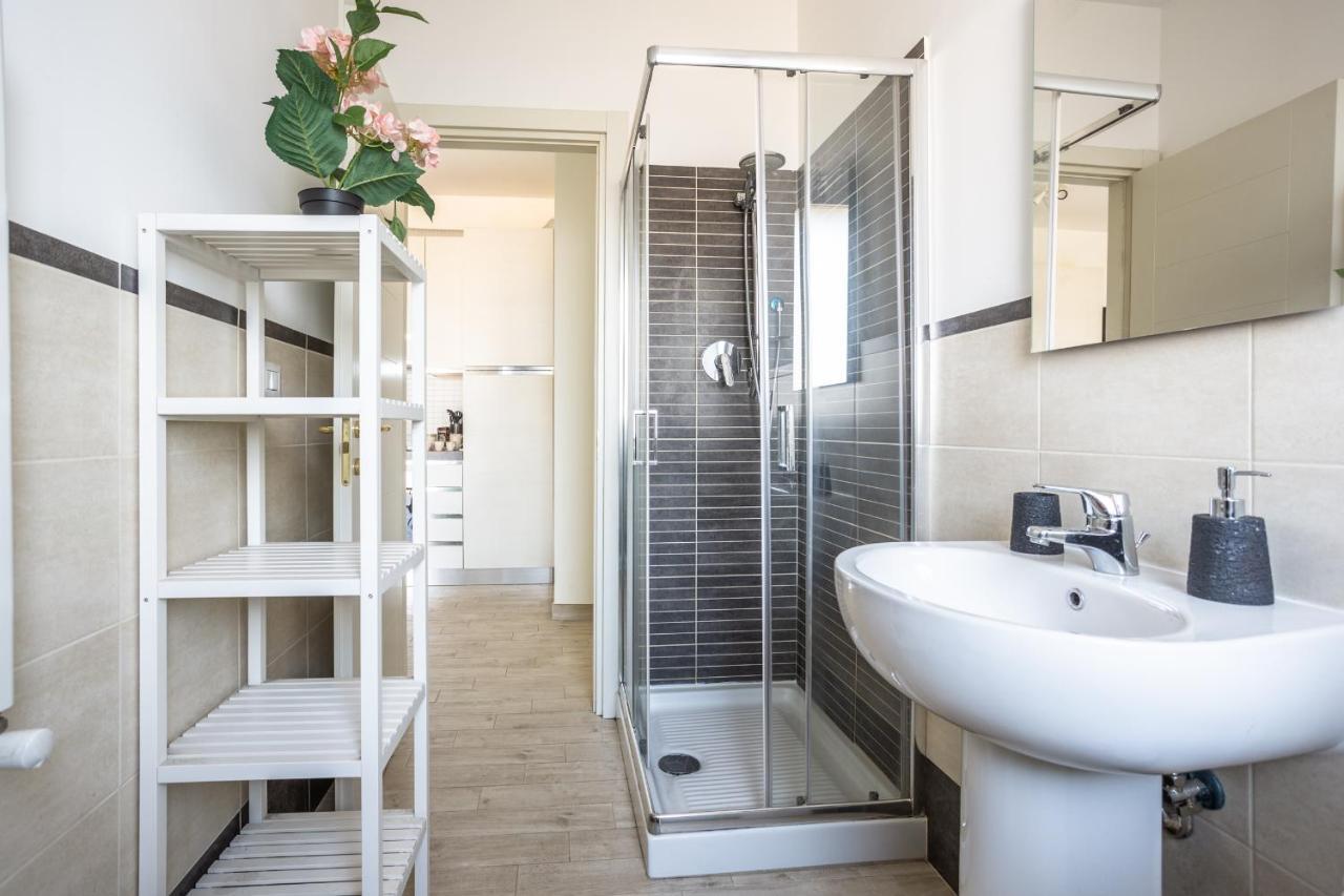 דירות רומא Urban Retreat -Private Parking+Terrace מראה חיצוני תמונה